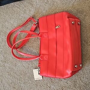 Harvey's Seatbelt Lava Mini Streamline Tote